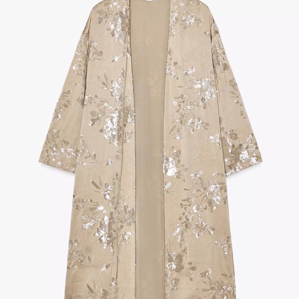 Elegant Floral Kimono Robe